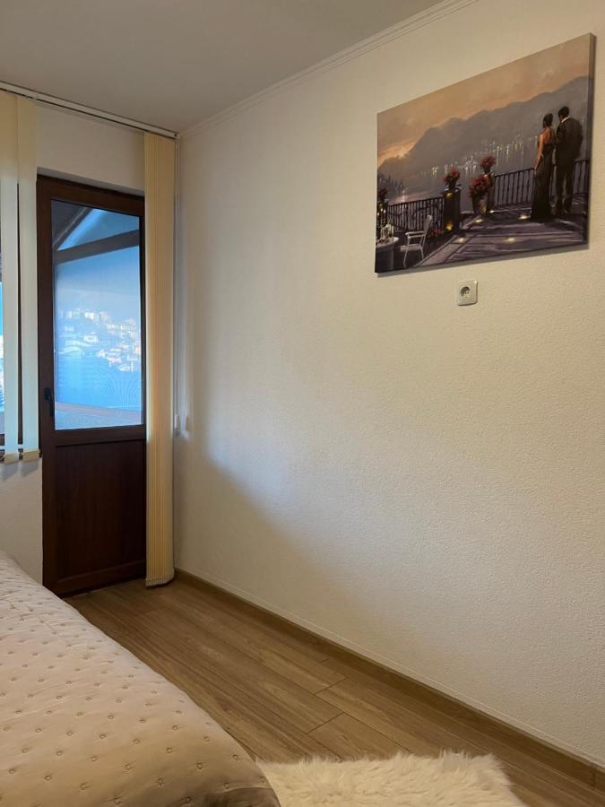 Guest House Tanevi ديفين المظهر الخارجي الصورة