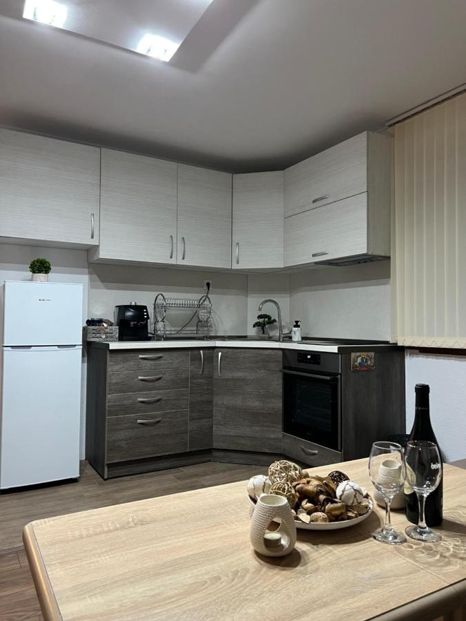 Guest House Tanevi ديفين المظهر الخارجي الصورة